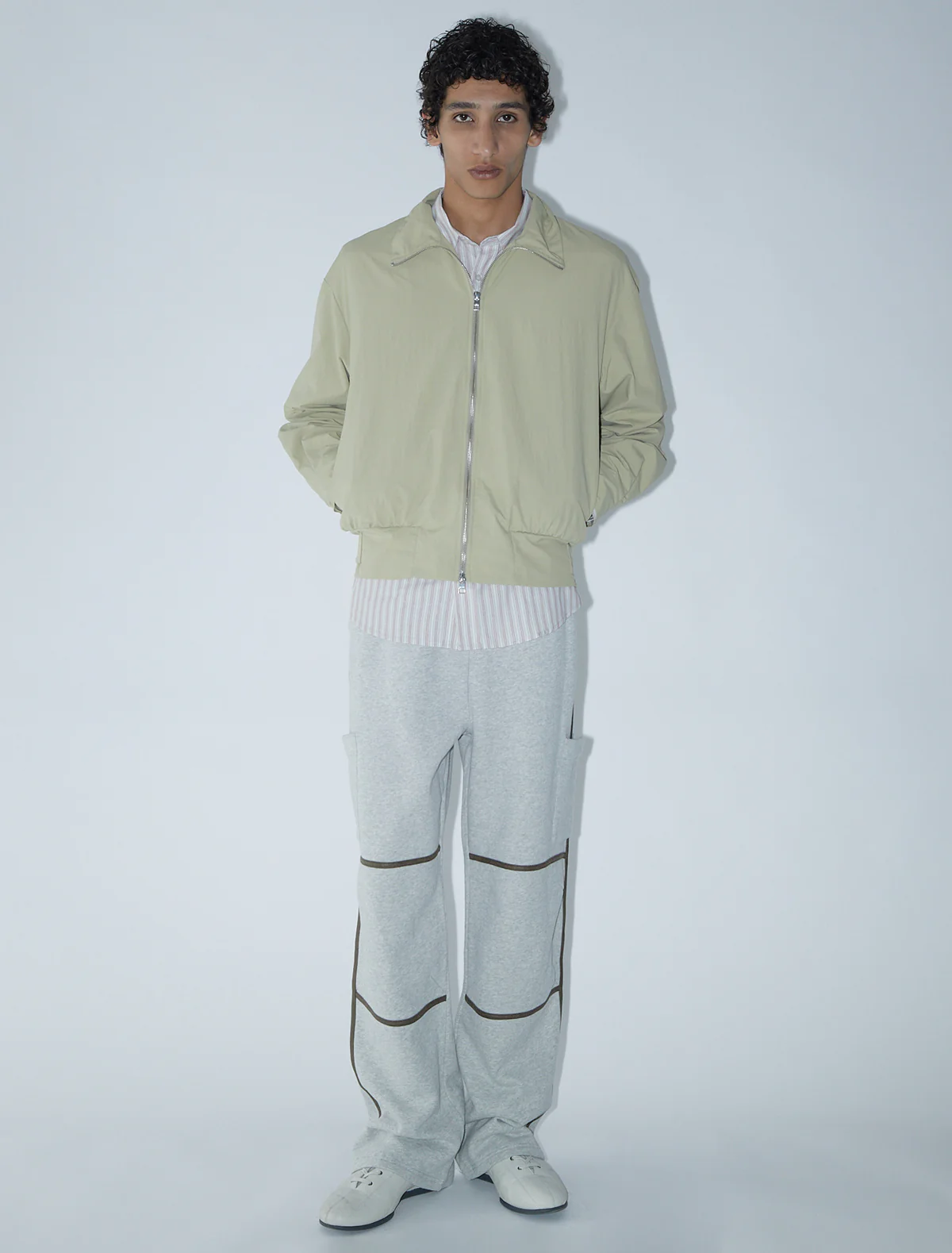 no 2429 / Bastian B - Image 4