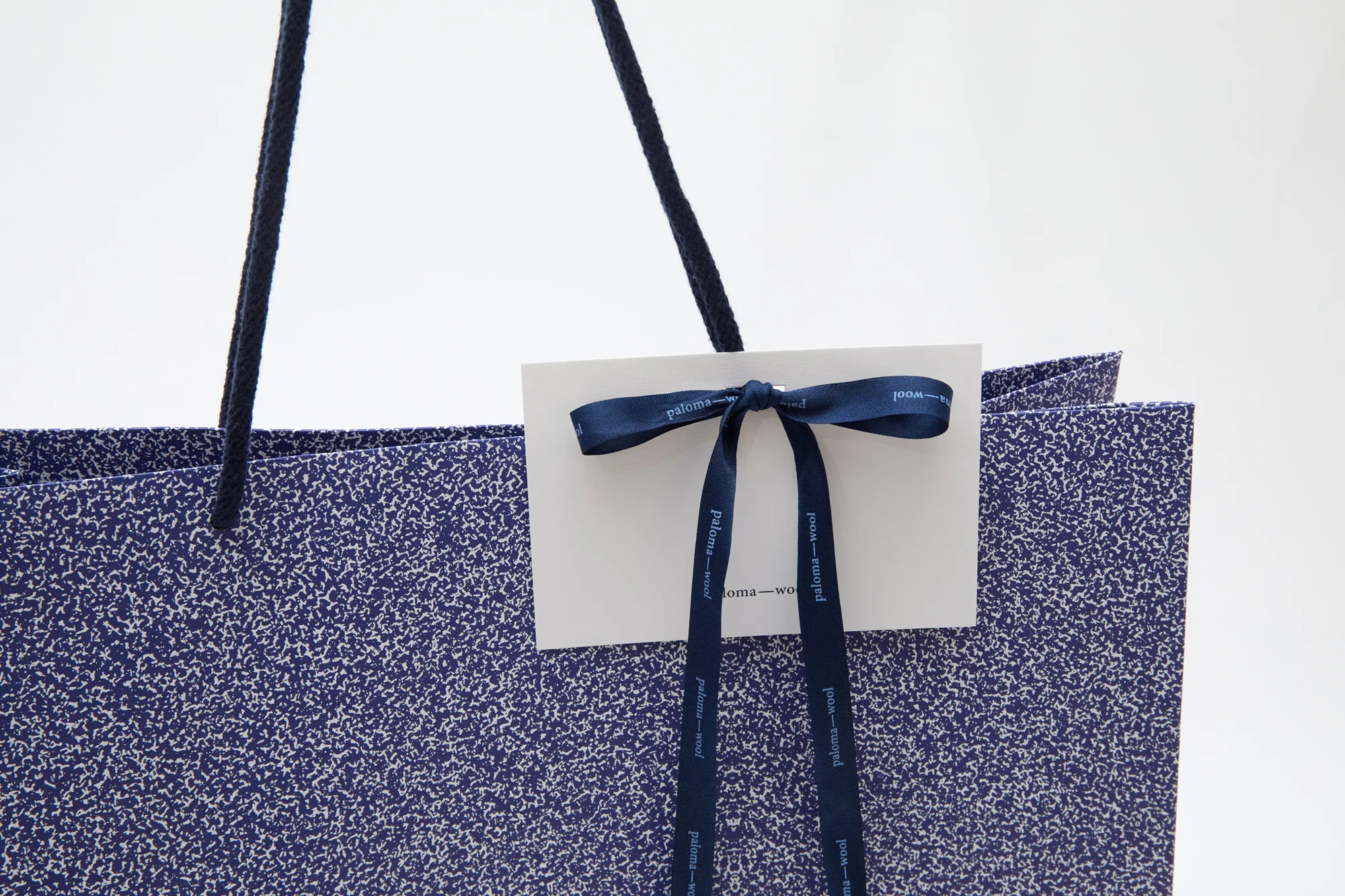 Large Gift Wrapping - Image 2