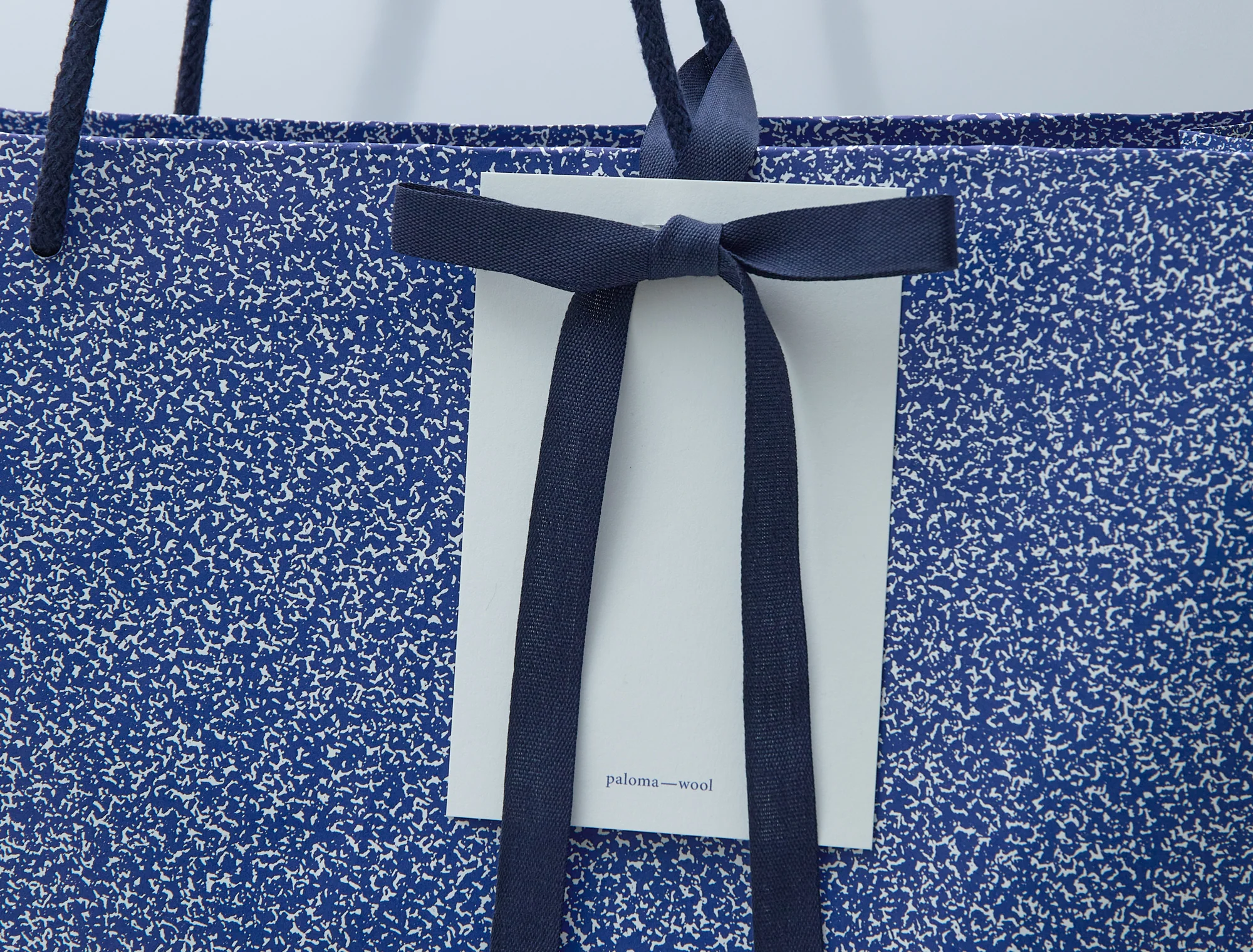 Large Gift Wrapping - Image 2