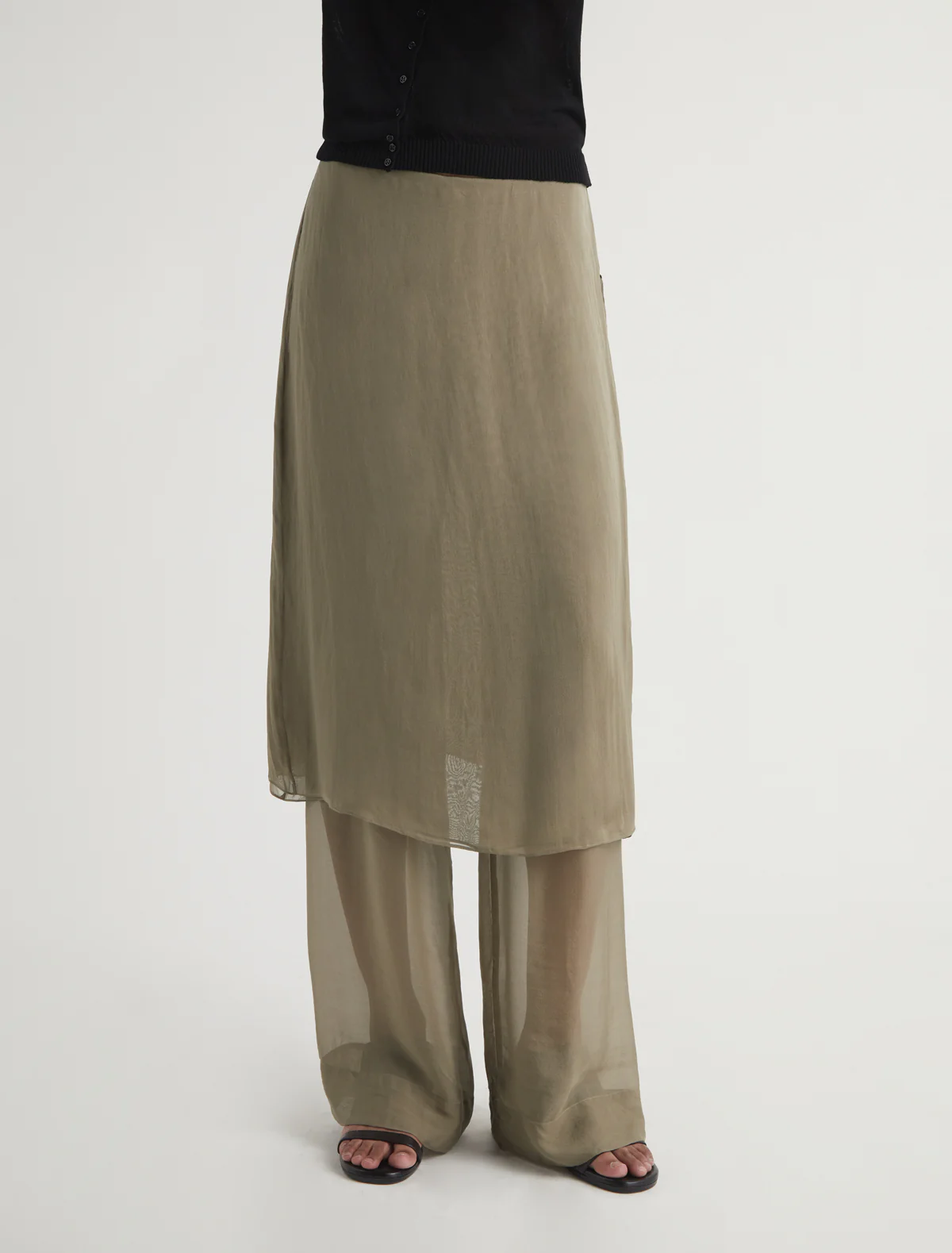 no 2481 / Low Silk Archive