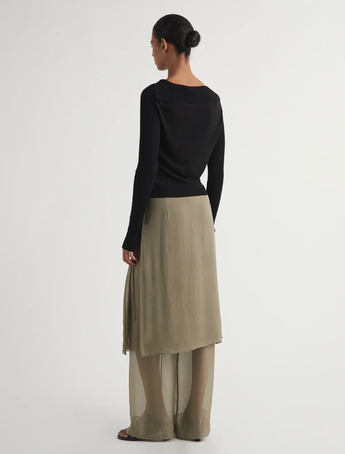 no 2481 / Low Silk Archive - Image 4