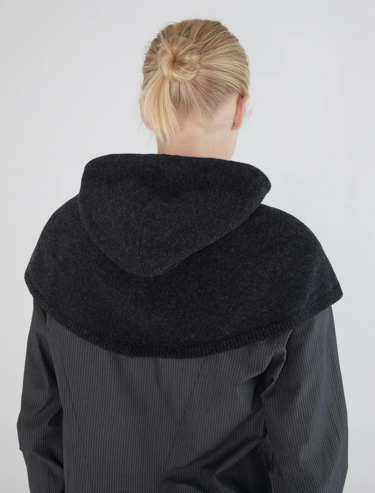 no 2290 / Lucia - Image 4