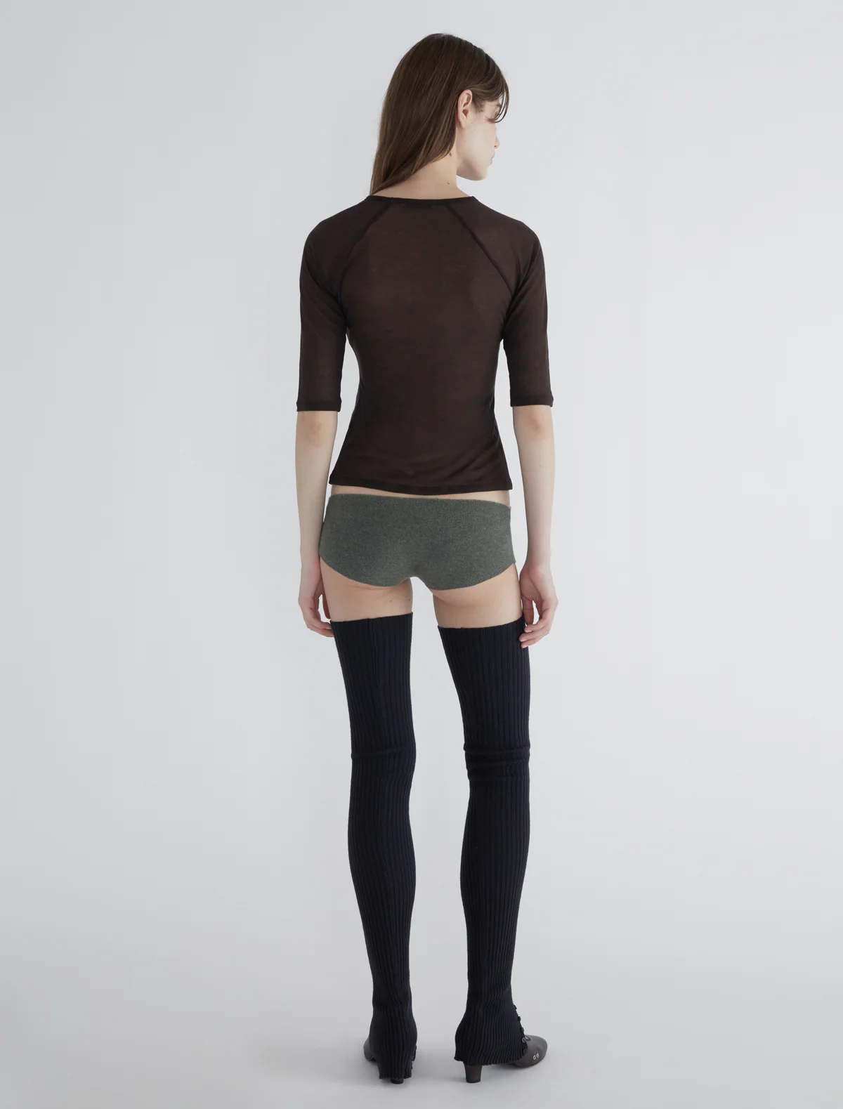 no 2594 / Pia - Image 4