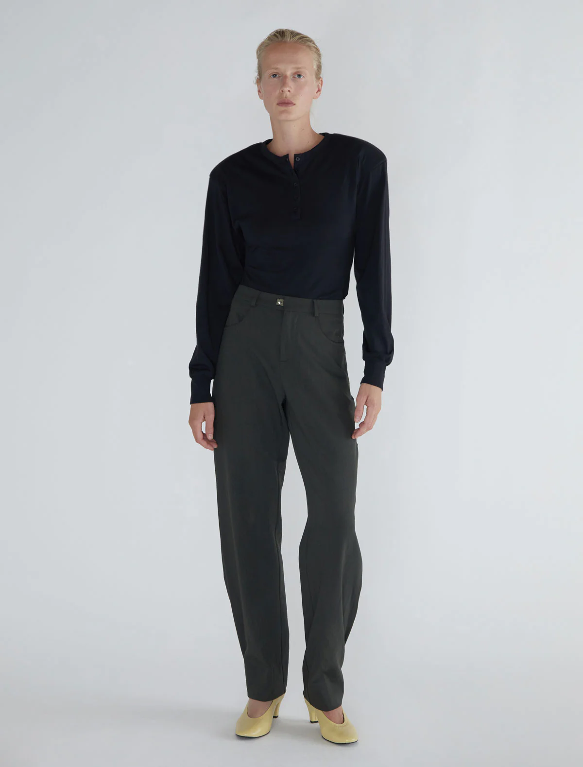 no 2569 / Ryno - Image 3