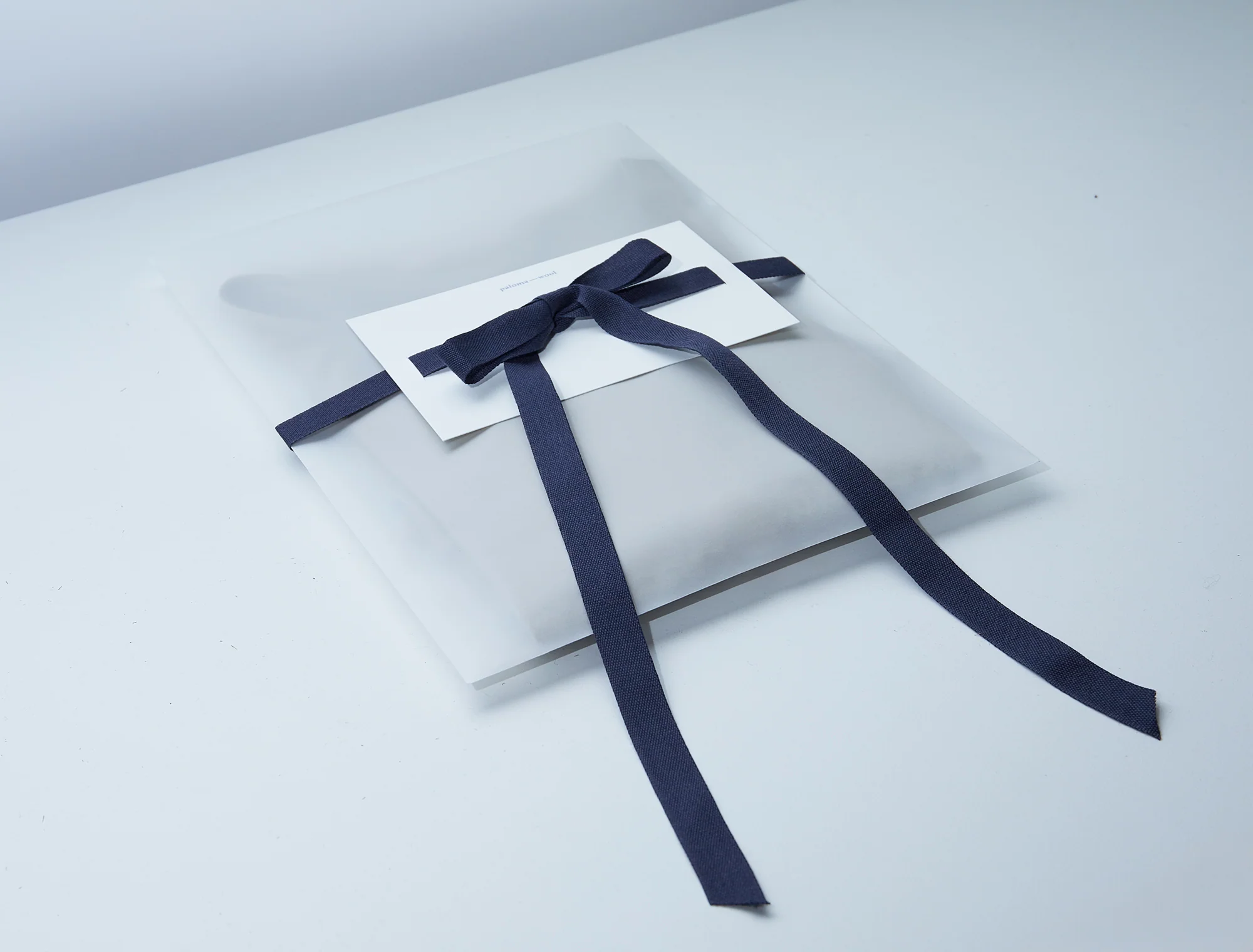 Small Gift Wrapping - Image 2